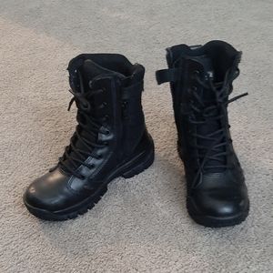 Tactical boots